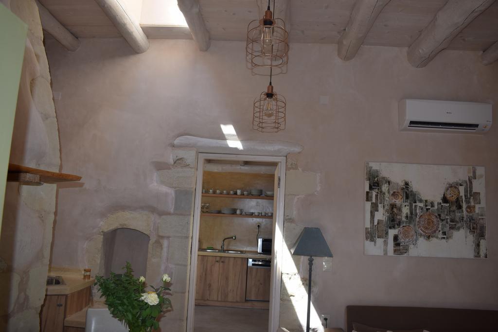 Traditional Stonebuilt Villa Leonanto, Only 5 Km From A Sandy Beach Kástellos Exterior foto
